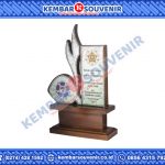 Piagam Akrilik Garuda Indonesia (Persero) Tbk
