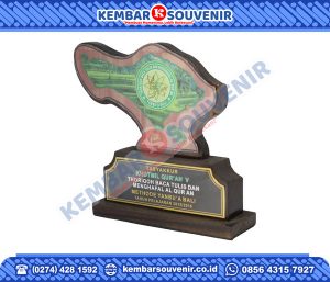 Piala Dari Akrilik Pusat Pendidikan Pancasila dan Konstitusi Mahkamah Konstitusi