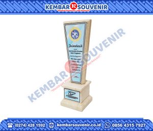 Model Plakat Kayu DPRD Kabupaten Boven Digoel