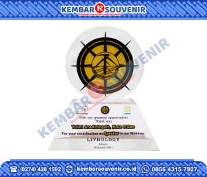 Akrilik Penghargaan STIE Muhammadiyah Tanjung Redeb