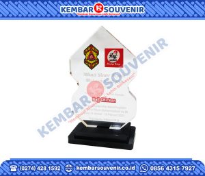 Plakat Piala Trophy Akademi Analis Kesehatan Putra Jaya Batam