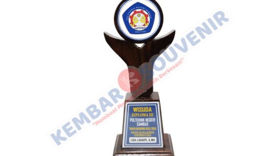 Piala Custom Pemerintah Kabupaten Sumba Barat Daya