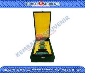 Plakat Piala Trophy DPRD Kota Singkawang