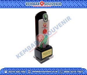 Contoh Desain Plakat Kayu PT Envy Technologies Indonesia Tbk